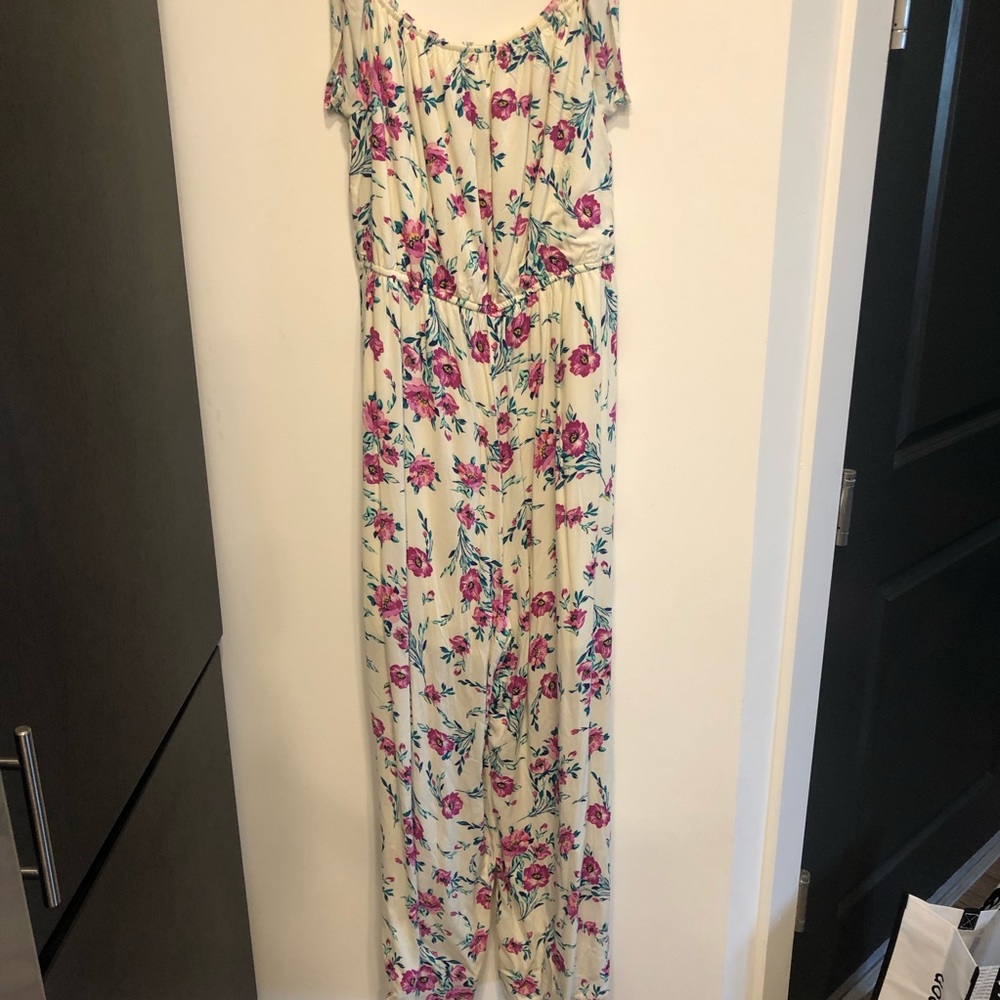 NWOT Miami Floral Jumpsuit Size Large - Picture 5 of 5
